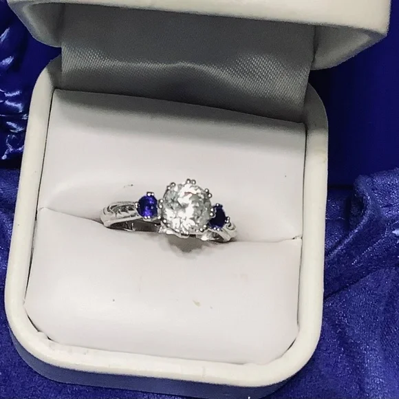 Tacori Engagement Ring - Picture 2 of 7